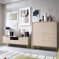 2-teilige Wohnwand in Beige mit goldfarbenem Gestell und TV-Lowboard